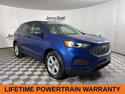 Used 2023 Ford Edge SE image 4