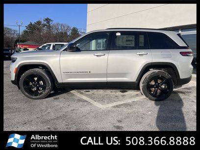 New 2025 Jeep Grand Cherokee Altitude