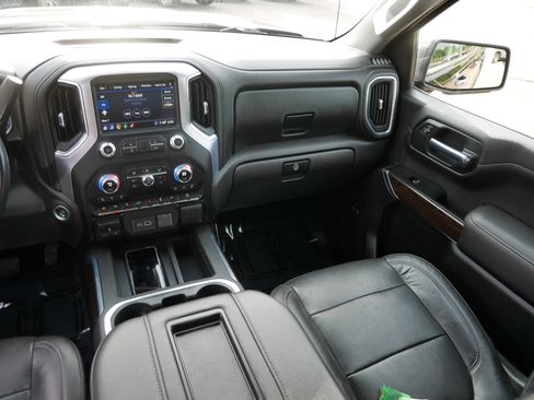 Used 2020 GMC Sierra 1500 SLT w/ SLT Premium Plus Package AWD/4WD image 11