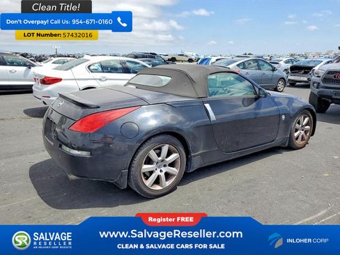 Used 2005 Nissan 350Z Touring RWD image 4