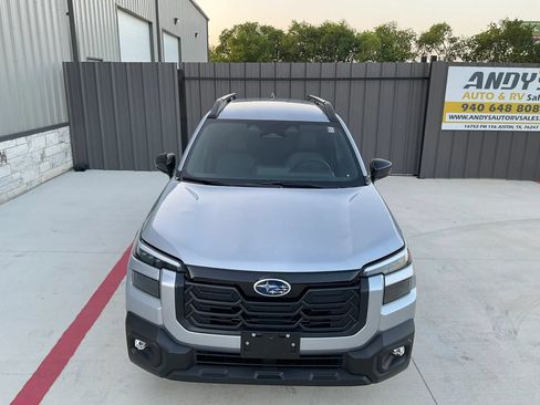 Used 2026 Subaru Outback Premium AWD/4WD image 5