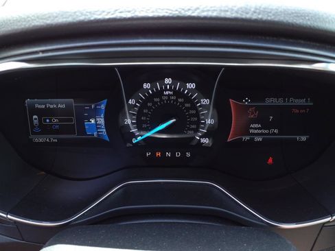 Used 2017 Ford Fusion Titanium image 23