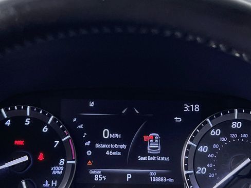 Used 2021 Toyota Highlander XLE FWD image 22