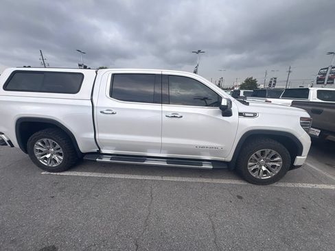 Used 2024 GMC Sierra 1500 Denali w/ Technology Package AWD/4WD image 20