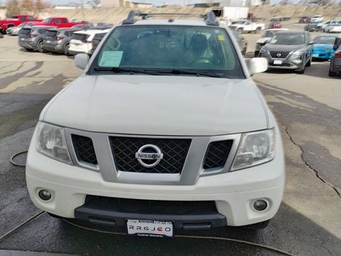 Used 2019 Nissan Frontier PRO-4X w/ Pro-4x Luxury Package image 2