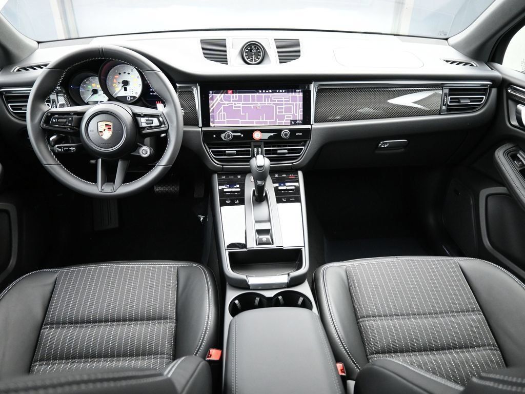 Certified 2026 Porsche Macan Turbo AWD/4WD image 23