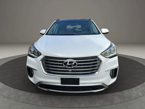 Used 2017 Hyundai Santa Fe Limited w/ Cargo Package image 2