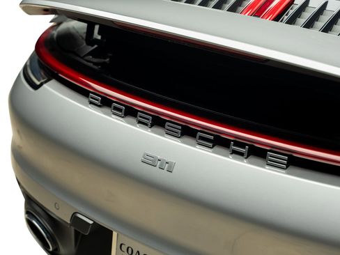 Used 2020 Porsche 911 Carrera S image 19