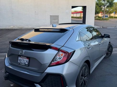 Used 2018 Honda Civic EX image 3