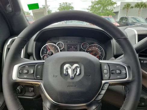 New 2026 RAM 2500 Big Horn AWD/4WD image 16