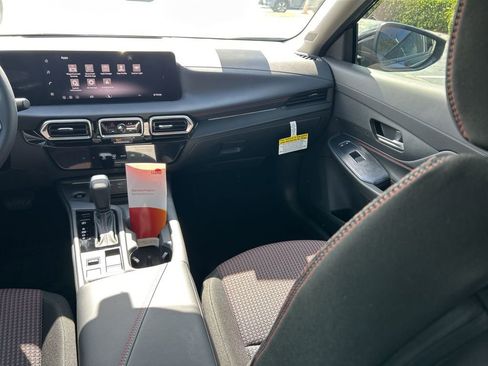 New 2026 Nissan Sentra SR w/ Floor Mat Package FWD image 12