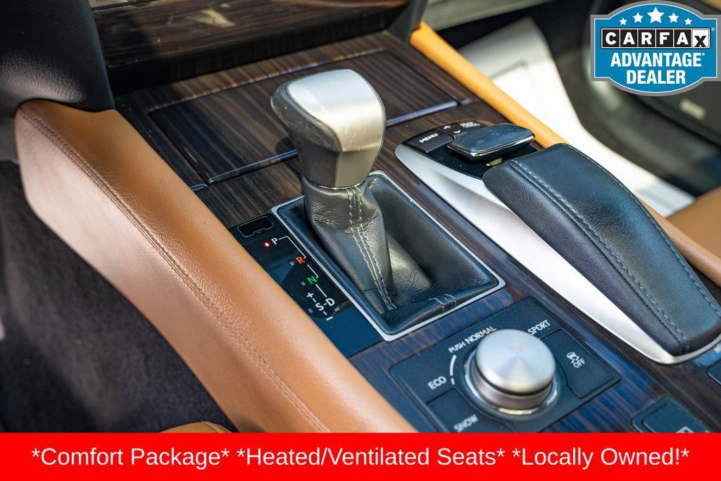 Used 2013 Lexus LS 460 AWD w/ Comfort Pkg image 30
