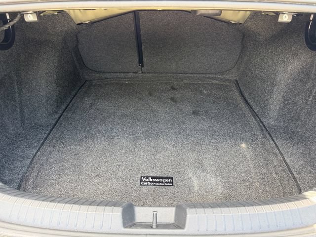 Used 2019 Volkswagen Jetta SEL Premium FWD image 17