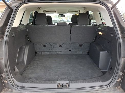 Used 2019 Ford Escape SE image 28