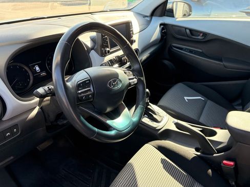 Used 2018 Hyundai Kona SEL w/ SEL Tech Package 02 FWD image 8