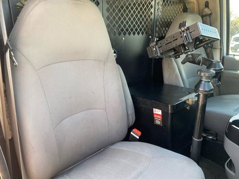Used 2007 Ford E-250 and Econoline 250 RWD image 17