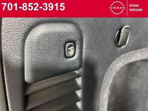 Used 2021 Jeep Grand Cherokee Summit image 8