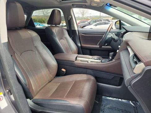 Used 2019 Lexus RX 350 FWD w/ Navigation Package image 16