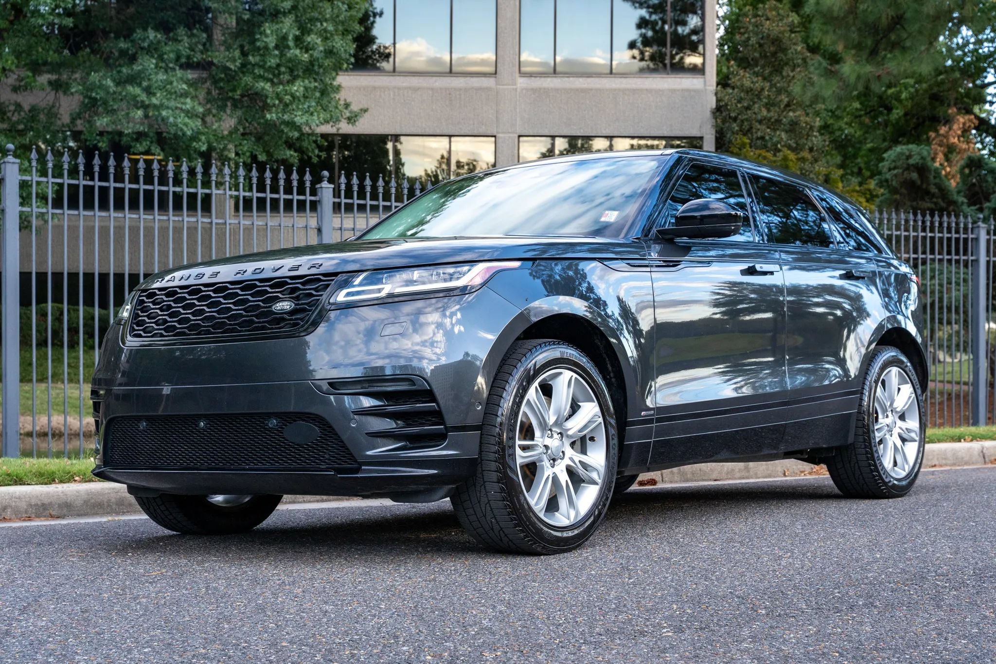 Used 2021 Land Rover Range Rover Velar R-Dynamic S AWD/4WD image 1