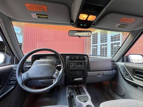 Used 1998 Jeep Cherokee Classic AWD/4WD image 18