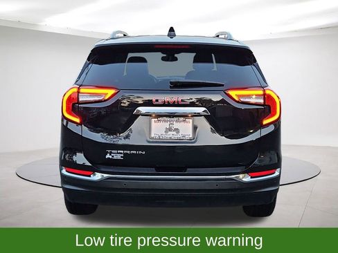 Used 2023 GMC Terrain SLT w/ Infotainment Package II image 6