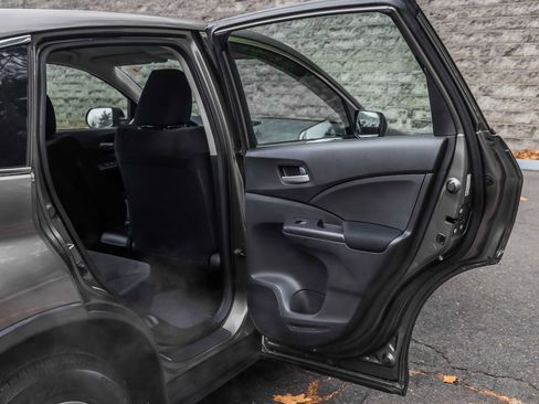 Used 2014 Honda CR-V LX image 17