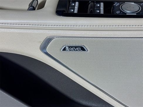 Used 2024 Lincoln Nautilus Reserve w/ Equipment Group 202A image 17