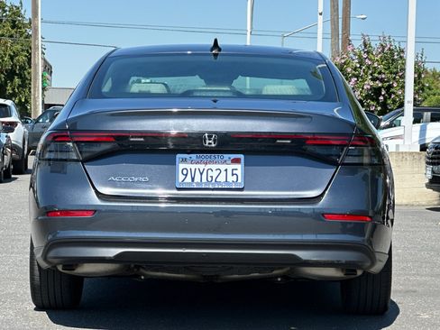Used 2025 Honda Accord SE image 5