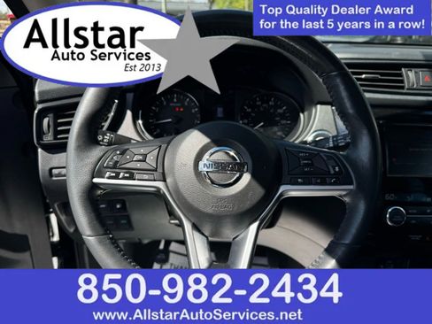 Used 2018 Nissan Rogue SV w/ Premium Package image 24