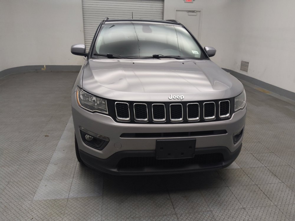 Used 2018 Jeep Compass Latitude w/ Popular Equipment Group FWD image 14