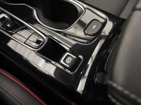 Used 2022 Buick Envision Essence w/ Technology Package I image 44