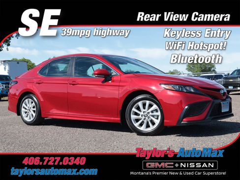 Used 2024 Toyota Camry SE FWD image 1