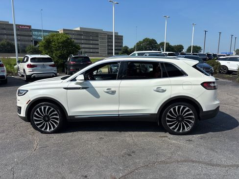 Certified 2020 Lincoln Nautilus Black Label w/ Class II Trailer Tow Package AWD/4WD image 4