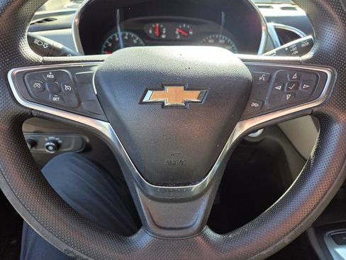 Used 2019 Chevrolet Equinox LS w/ LS Convenience Package image 13