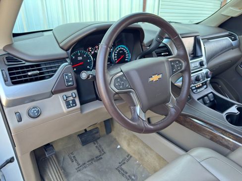 Used 2017 Chevrolet Tahoe LT w/ Luxury Package image 12