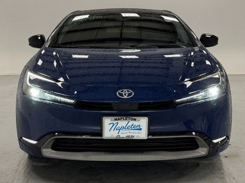 Used 2024 Toyota Prius XLE image 7