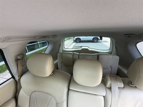 Used 2013 INFINITI QX56 4WD w/ Deluxe Touring Pkg image 40