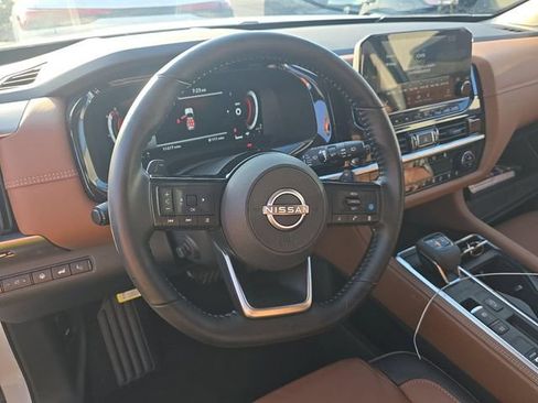 Certified 2025 Nissan Pathfinder Platinum w/ Cargo Package FWD image 6