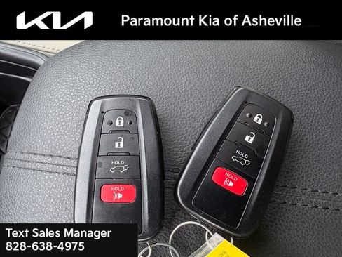 Used 2021 Toyota RAV4 XLE Premium AWD/4WD image 26