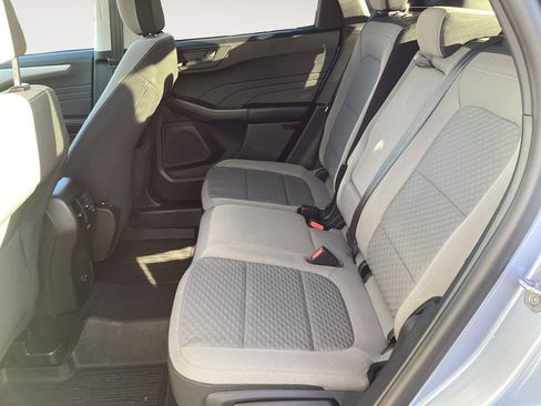 Used 2022 Ford Escape SE w/ SE Sport Appearance Package image 13