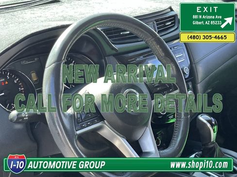 Used 2017 Nissan Rogue SV image 6