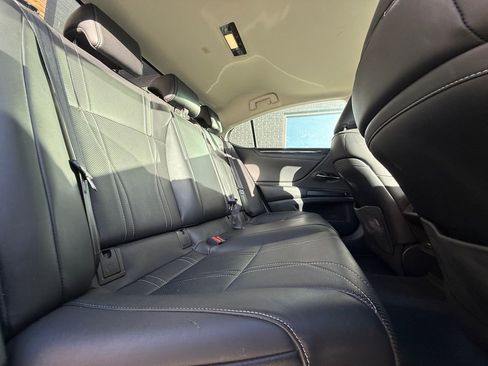 Used 2020 Lexus ES 350 w/ Accessory Package 2 image 9