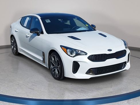 Used 2020 Kia Stinger GT-Line w/ Sun & Sound Package image 3