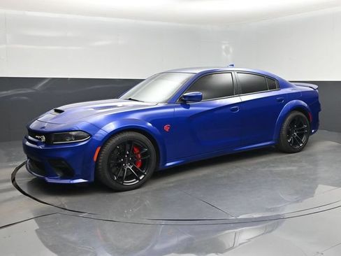 Used 2022 Dodge Charger SRT Hellcat w/ Harman/Kardon Audio Group RWD image 7