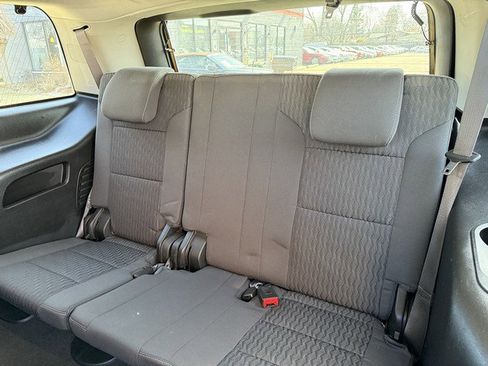 Used 2016 Chevrolet Tahoe LS image 13