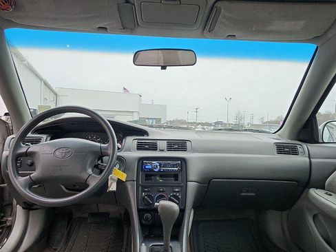 Used 2001 Toyota Camry LE image 20