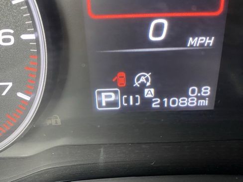 Used 2024 Subaru Crosstrek 2.0i Premium image 29