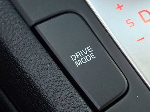 Used 2024 Kia Forte LXS w/ LXS Technology Package FWD image 22
