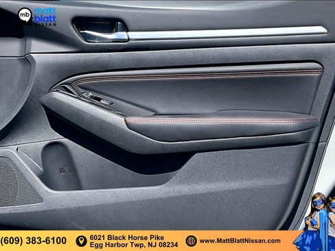 Certified 2023 Nissan Altima 2.5 SR FWD image 19