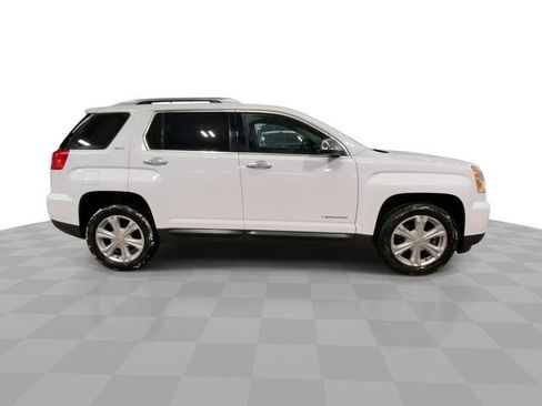 Used 2017 GMC Terrain SLT image 3